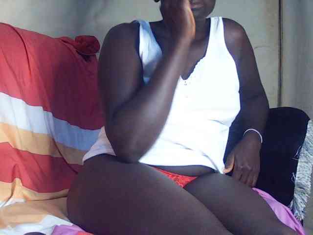 DivineAssGoddess webcam