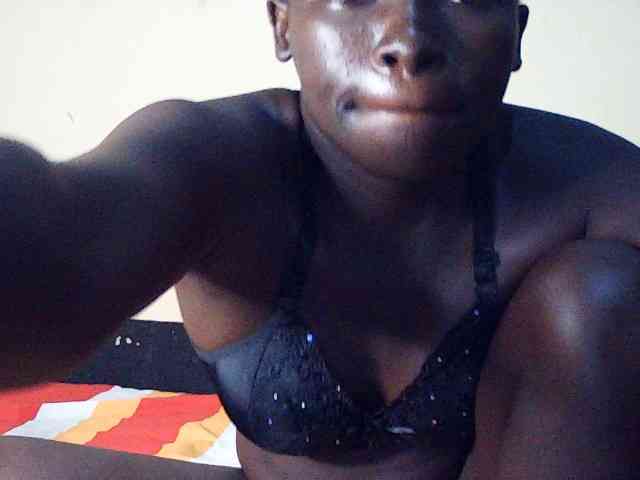 DivineAssGoddess webcam