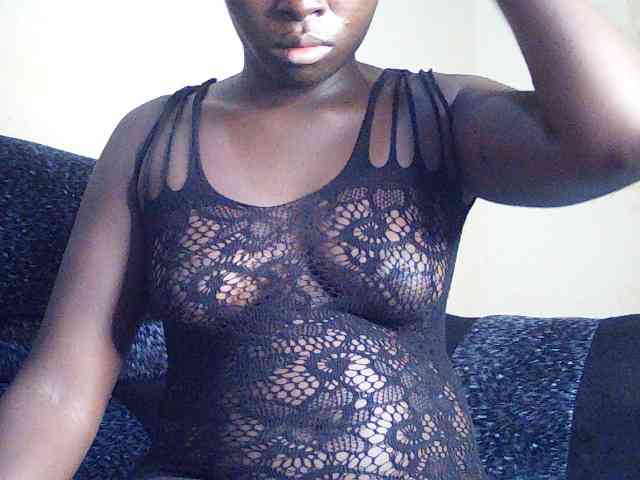 DivineAssGoddess webcam