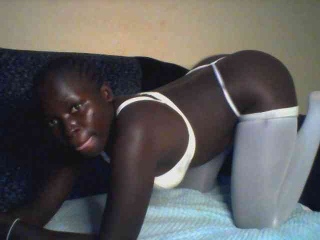 DivineAssGoddess webcam