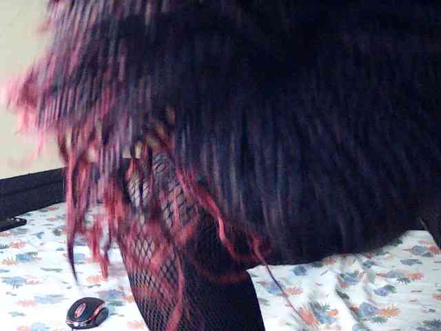 DivineAssGoddess webcam