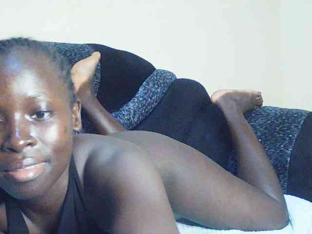 DivineAssGoddess webcam