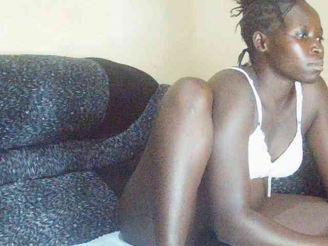 DivineAssGoddess webcam