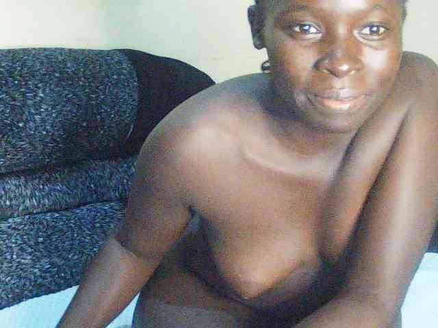 DivineAssGoddess webcam