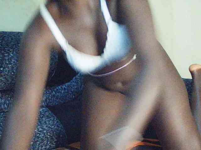 DivineAssGoddess webcam