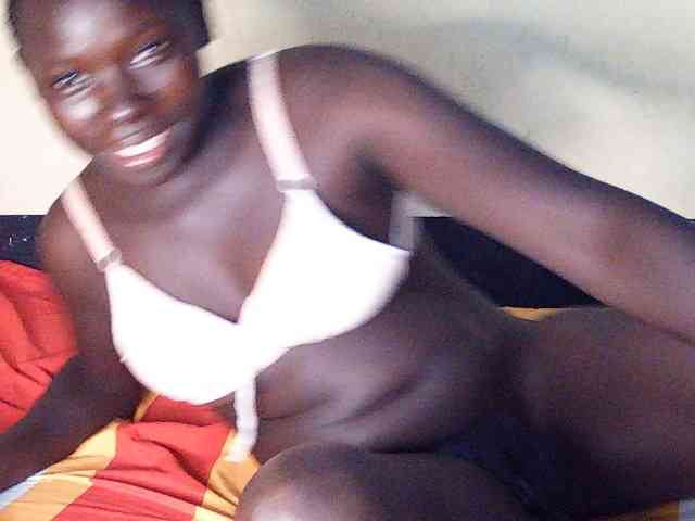 DivineAssGoddess webcam