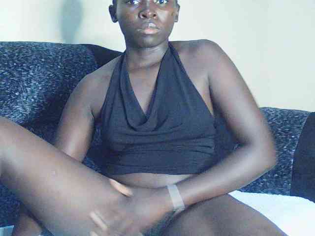 DivineAssGoddess webcam