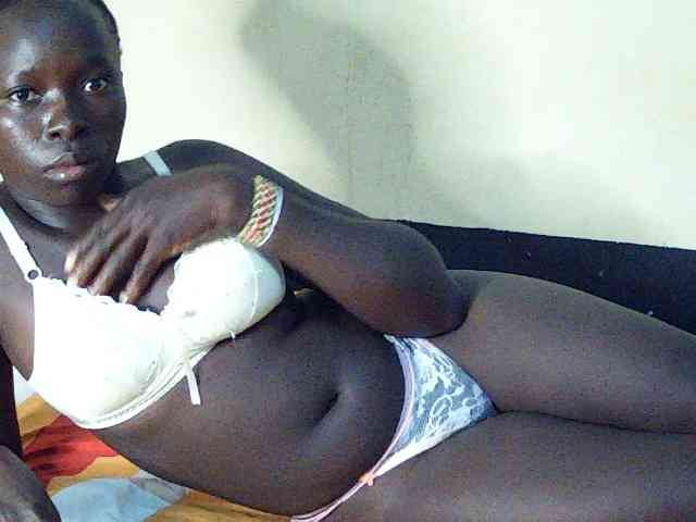 DivineAssGoddess webcam