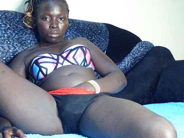 DivineAssGoddess webcam