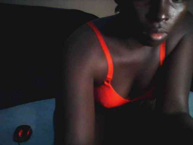 DivineAssGoddess webcam