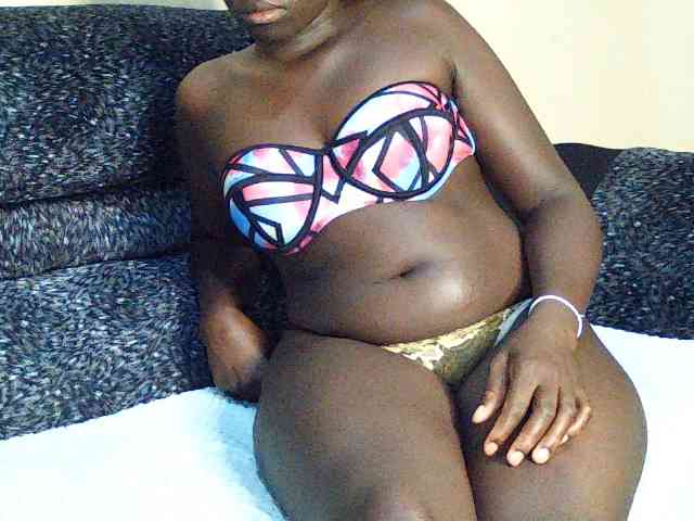 DivineAssGoddess webcam