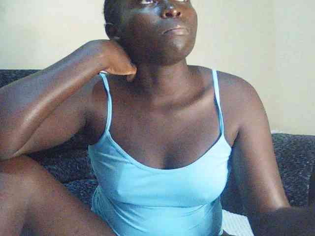 DivineAssGoddess webcam