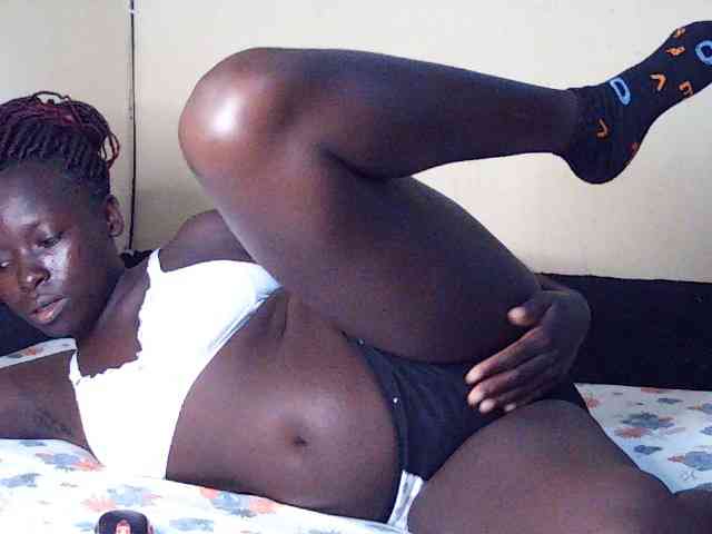 DivineAssGoddess webcam