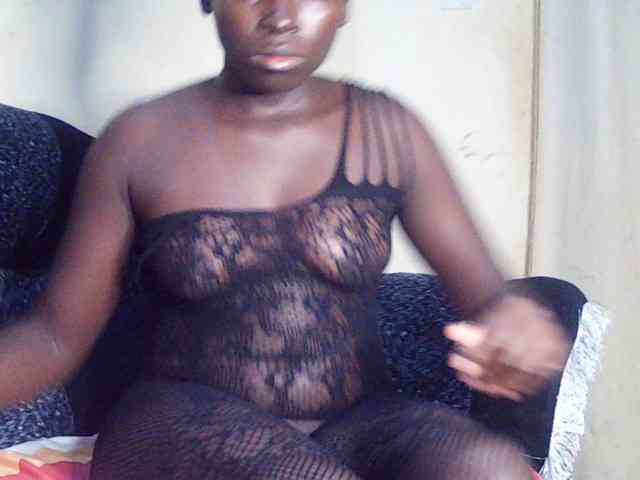 DivineAssGoddess webcam