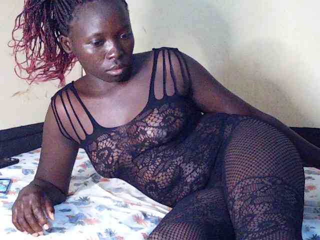 DivineAssGoddess webcam