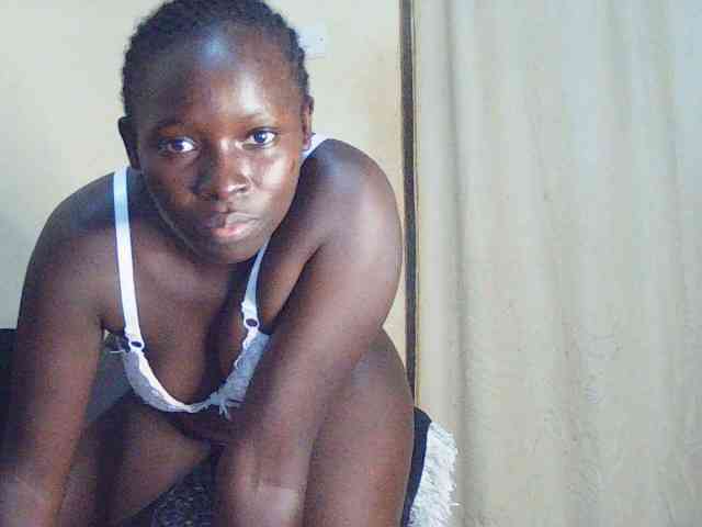 DivineAssGoddess webcam