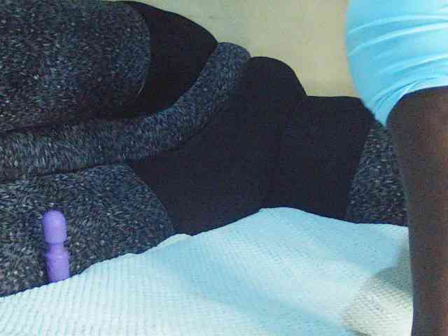 DivineAssGoddess webcam