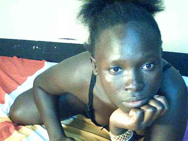 DivineAssGoddess webcam