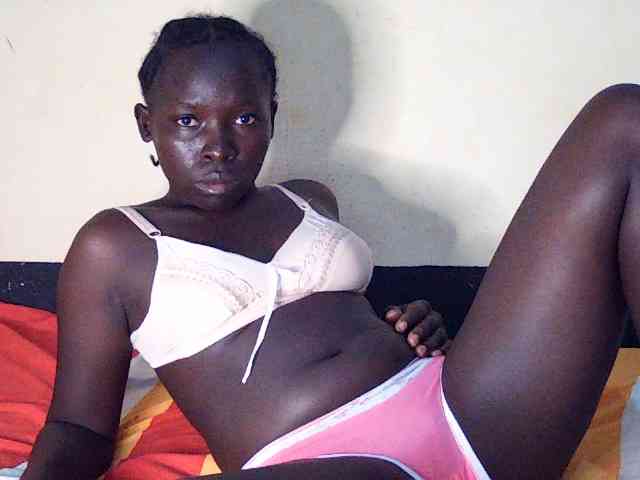 DivineAssGoddess webcam