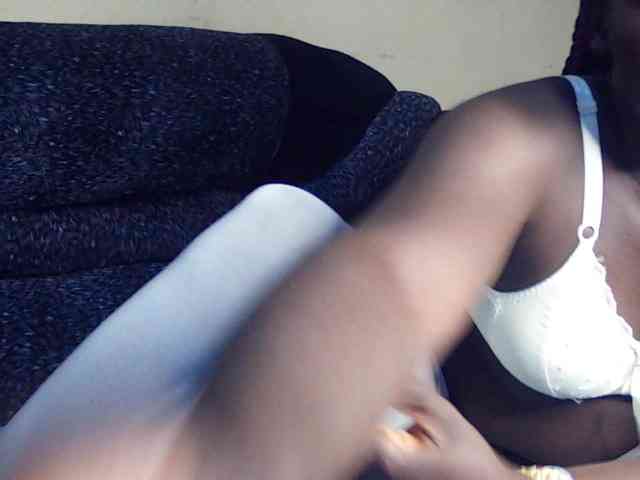 DivineAssGoddess webcam