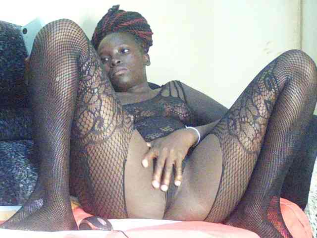 DivineAssGoddess webcam