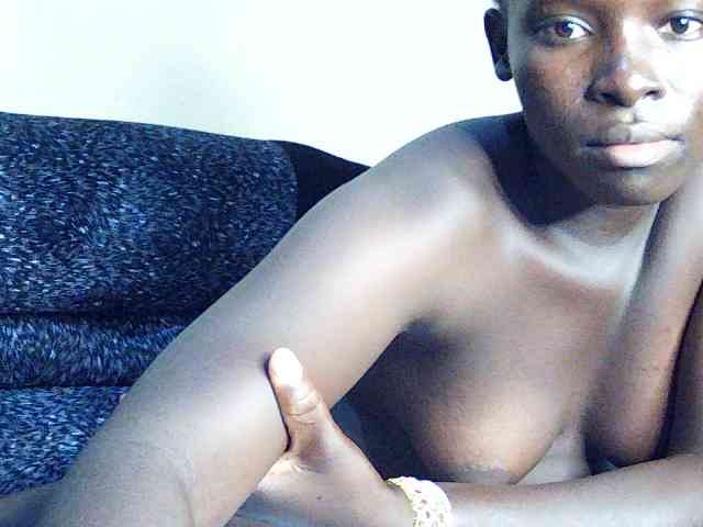 DivineAssGoddess webcam