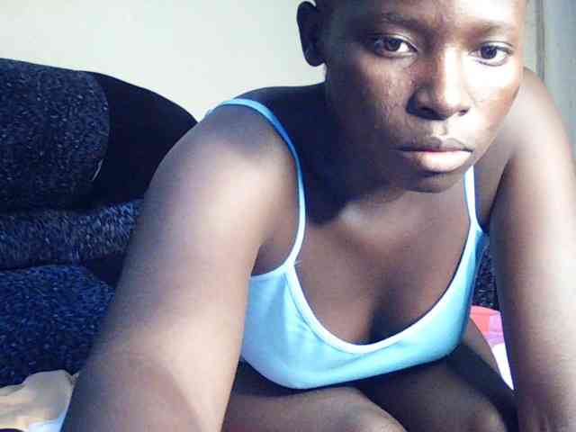 DivineAssGoddess webcam