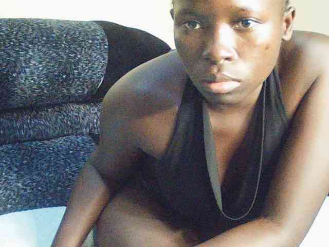 DivineAssGoddess webcam