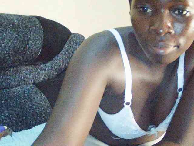 DivineAssGoddess webcam