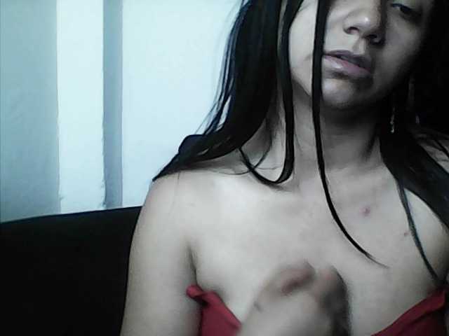 XiomaraSmith4's BongaCams show and profile
