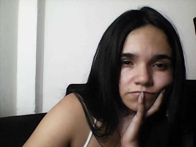 XiomaraSmith4's BongaCams show and profile