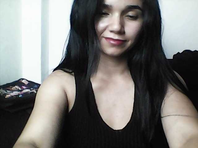 XiomaraSmith4's BongaCams show and profile