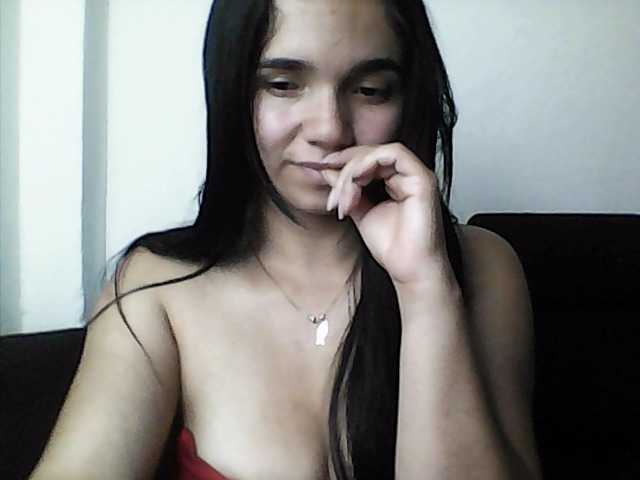 XiomaraSmith4's BongaCams show and profile