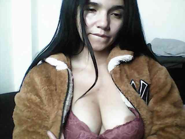 XiomaraSmith4 webcam