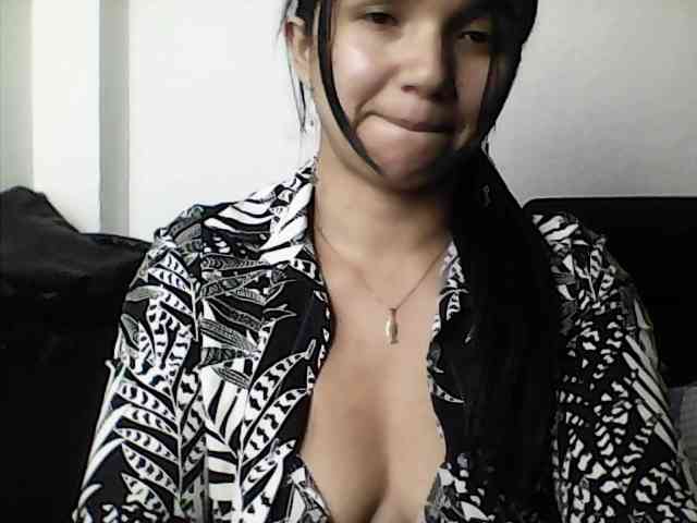 XiomaraSmith4 webcam