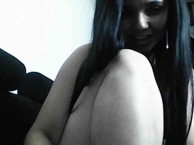 XiomaraSmith4 webcam