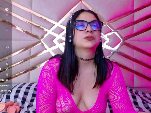 RedHotRaven webcam