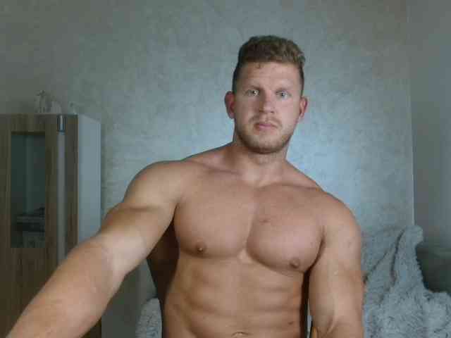 AronRipped Live Webcam on BongaCams