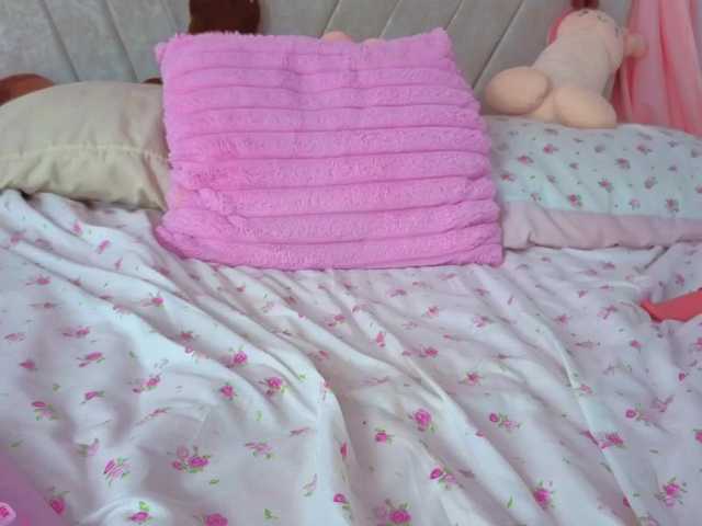 katiaflex's BongaCams show and profile