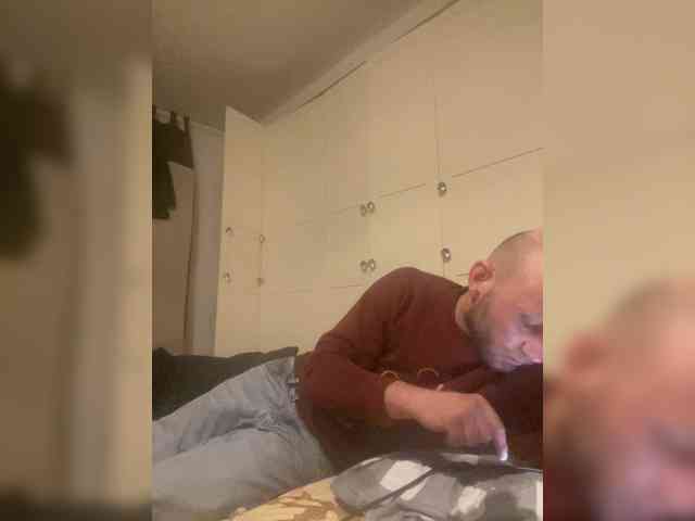 Ihor5550-1 Live Webcam on BongaCams