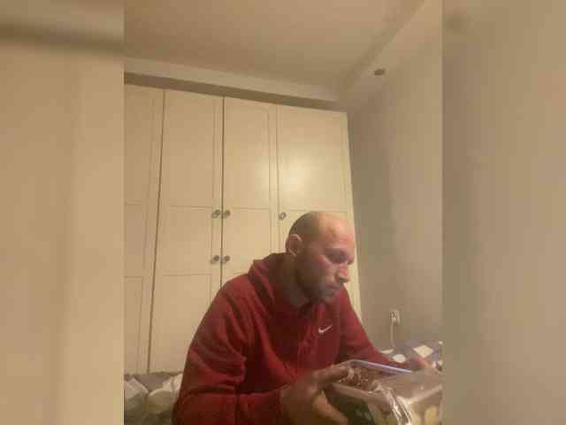 Ihor5550-1 Live Webcam on BongaCams