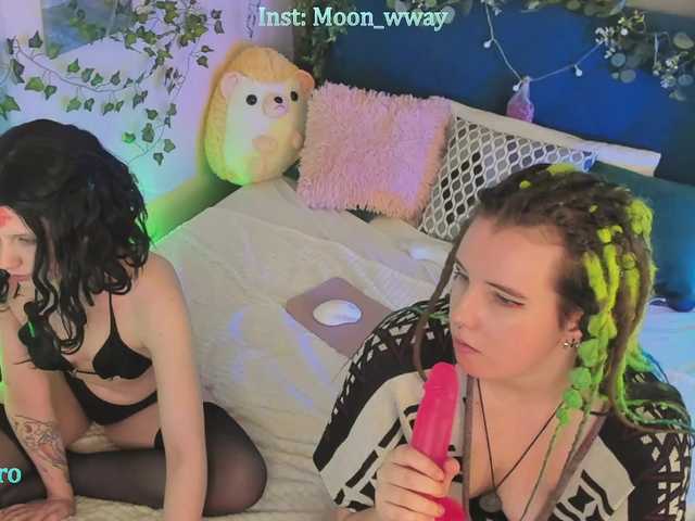  moonwway chat room