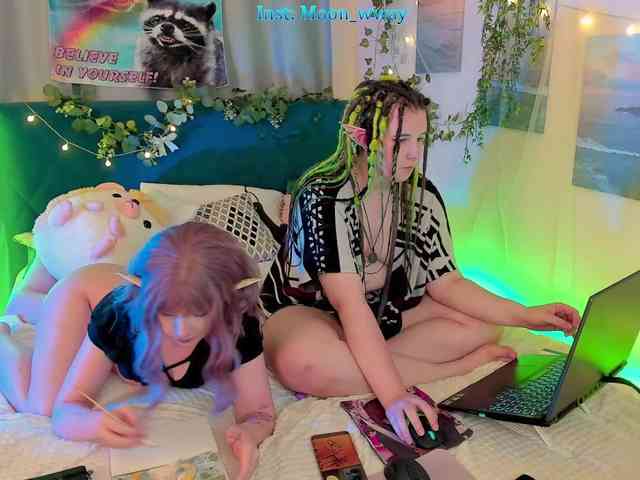 sexcam chatroom Moonwway