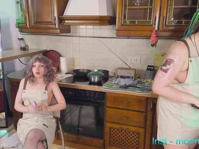 moonwway Live Webcam on BongaCams