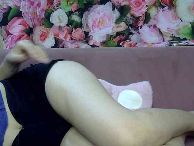 HelenSugar webcam