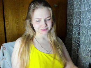 Emma-Frizea Porn Show