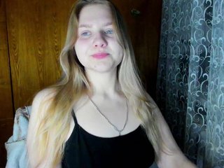 Emma-Frizea Porn Show