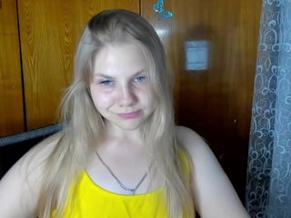 Emma-Frizea Porn Show