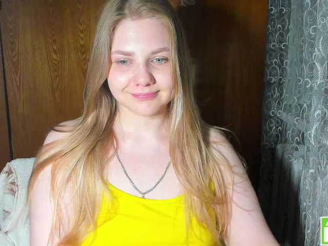 Emma-Frizea's BongaCams show and profile