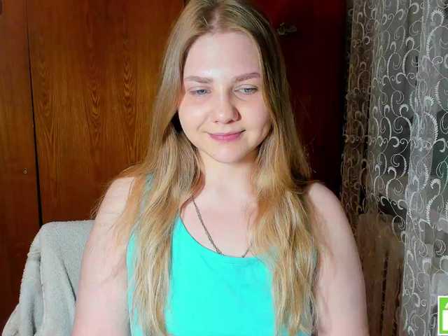 Emma-Frizea's BongaCams show and profile